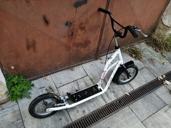 koloběžka 12" MTM Scooter Delta - 3