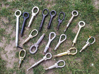 Povinná výbava - 3