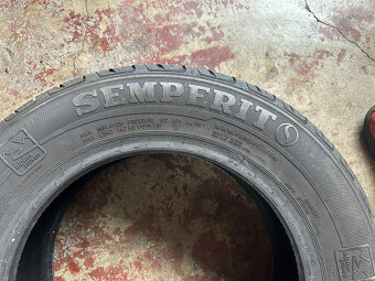 Pneu 165/70 R14 - 3