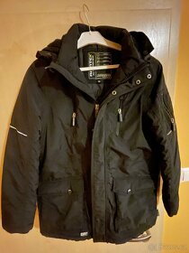 Chlapecká černá zimní bunda HM vel. 158 - 3
