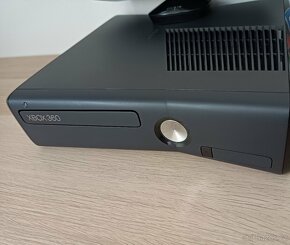 Xbox 360 se Senzorem Kinect - 3