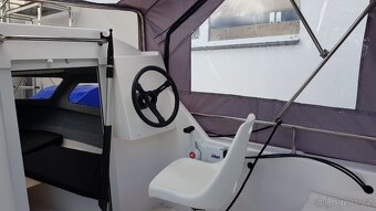 Kajutová loď s motorem bez potřeby VMP - 3
