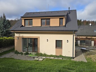Prodej rodinného domu 144 m2, 4+kk, pozemek 431 m2, Kladno - 3