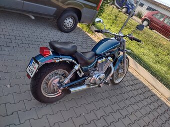 Suzuki VS 800 Intruder - 3