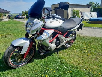 Kawasaki ER6-n - 3
