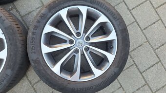 Alu kola Nissan 18" 5x114,3 letní pneu 215/55 R18 4mm - 3