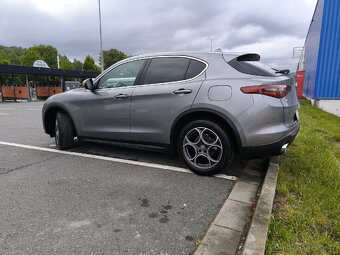 Prodám Alfa Romeo Stelvio Q4 - 3