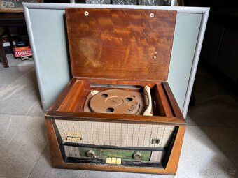 Radiogramofon Tesla - 3