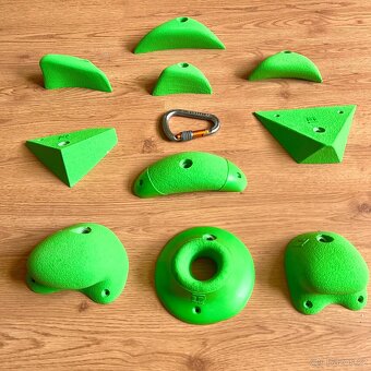 Nové lezecké chyty THEREX Boulder set - 10 kusů - 3