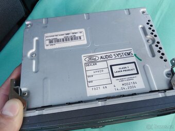 Prodam Original radio + gps ford - 3