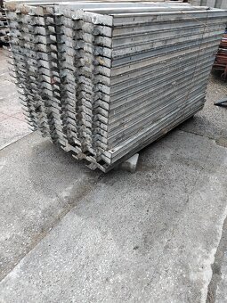 Prodám kvalitní rámové lešení 118m2 pracovní plocha - 3