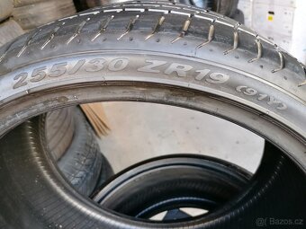 Letní pneu = 255/30 R19 = PIRELLI = 2ks - 3