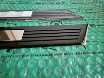 dekorativní ozdobné a ochranné lišty prahu Renault Clio 4 82 - 3