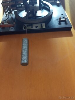 Kyvadlové hodiny - 3