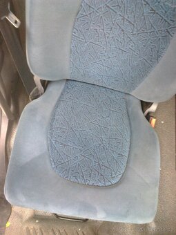 Sedačka – DAF LF – ORIGINAL – moc pěkný sedák – 995,-Kč - 3