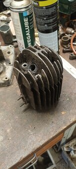 Jawa 550, 555 Pařez - 3