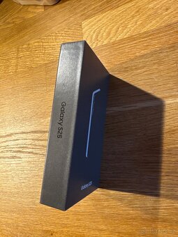 Samsung Galaxy S25 - 3