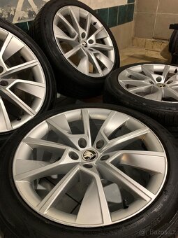 Alu kola Škoda R18 5X112 LETNÍ PNEU 235/45 R18 SUPERB SCOUT - 3