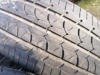 Letní zátěžové pneu 235/65r16C - 3