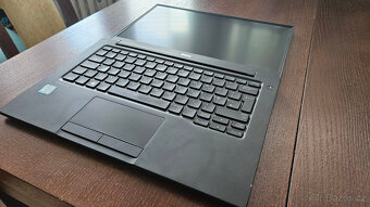 Dell Latitude 7370 s LTE modemem + USB-C adaptér Dell DA200 - 3