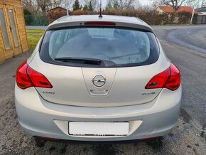 Opel Astra 1.4, 74kW, r.v.2010, klima, 102.000km - 3