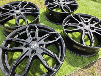 Alu kola Hyundai BAYON 17" 4x100 - 3