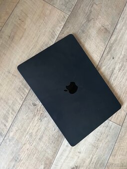 MacBook AIR 2024 - 3