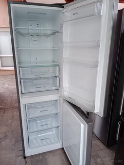 Lednice s mrazakem Dewo - 3