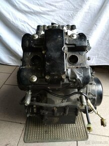 Honda VFR 750 - 3