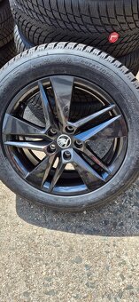 Skoda Superb original r17 III 215/55 r17 zimni - 3