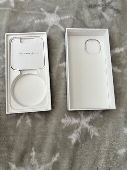Apple iPhone 15 128GB modrý - 3