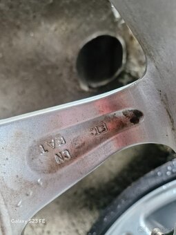 R17 4x100 - 3