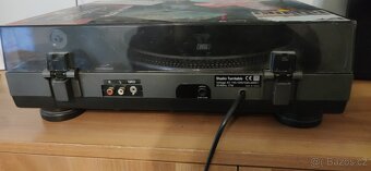 Reloop RP-1000 MK2 na dily - 3