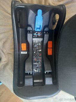 Thule Urban Glide 2 (komplet sada +autosedačka s izofixem) - 3