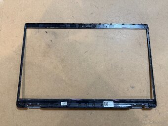 Rám okolo displeja Dell RXDYH / 8E-01WA-A00 - 3