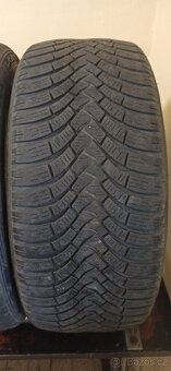 Falken Eurowinter HS01 245/40 R19 98V 4,5 - 5,5mm - 3