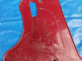 Boční plechový kryt JAWA č. 2 - 3