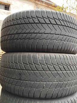275/45/20 110v Bridgestone - zimní pneu 2-4ks RunFlat - 3