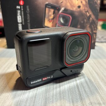 Insta360 Ace Pro 2 + příslušenství - 3