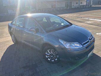 Citroën C4 sedan 1,6 16V - 3