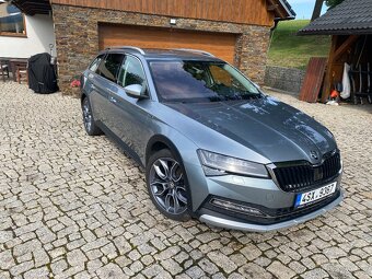 Škoda Superb 3 Scout - 3