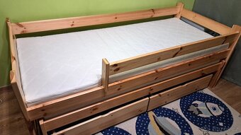 Dětská postel s přistýlkou a šuplíky v záruce - 3