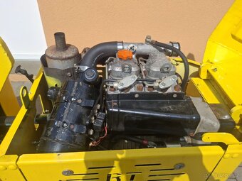 Vibrační válec Wacker neuson RT820 - 3