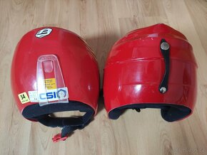 2x lyžařská helma vel. 54; 1x Briko - 3