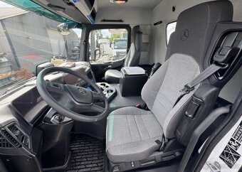Prodám Nástavba Mercedes-Benz - 3