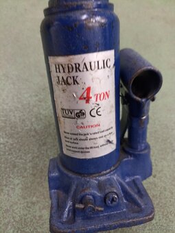 Hydraulicky hever, panenka 4t. - 3