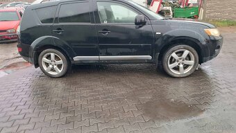 Mitsubishi Outlander 2 barva x42 - 3