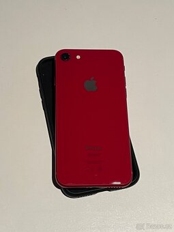 Apple iPhone 8 RED - 3