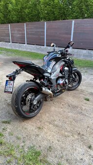 Kawasaki Z1000 - 3