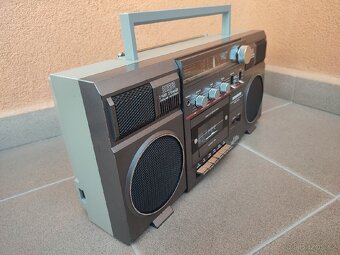 STEREO RADIO CASSETTE RECORDER MONACO RD-8104. - 3